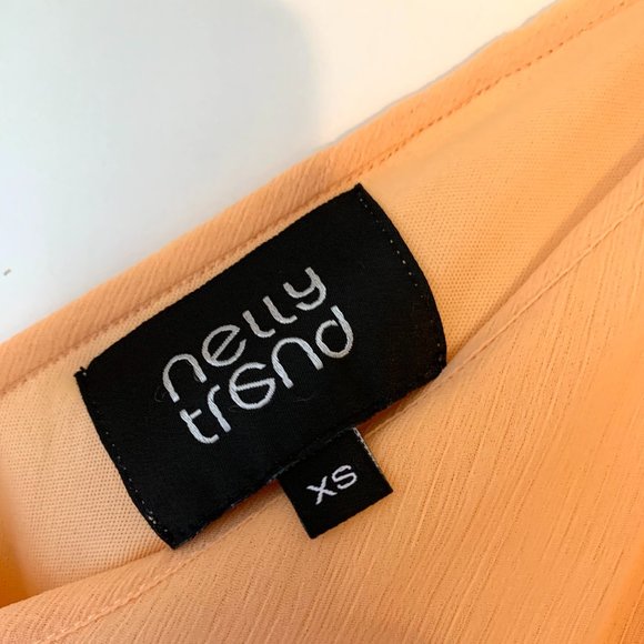 Nelly Trend High-Low Dress - Picture 3 of 10